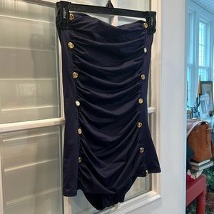 Juicy Couture Beach Royality size P/TP Navy gold buttons! It’s just a CLASSIC!